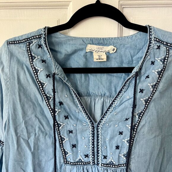H&M embroidered chambray dress - Picture 2 of 5